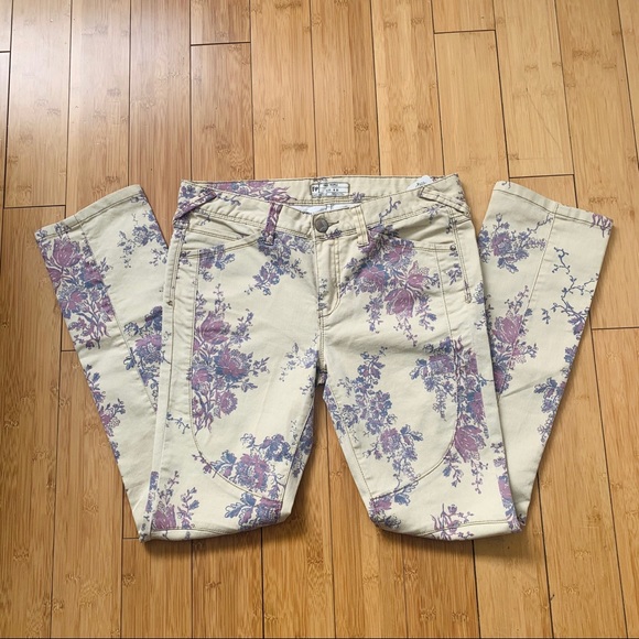 NWT Free People Floral Skinny Jeans Sz 30 - Picture 2 of 8